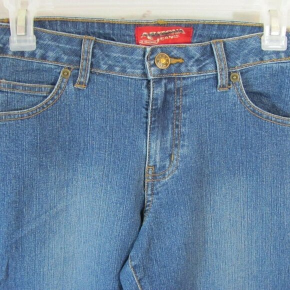 Arizona Jeans Capris Junior's Size 14 (30 x 19) Medium Wash Medium Rise New - Picture 3 of 10